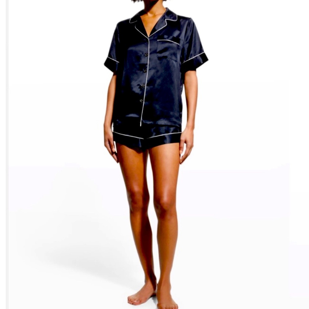 Neiman Marcus Women's Black Silk Shorts And Top Pajama Set Sleepwear Size Large